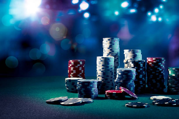 gokutogel alternatif mobile app interface showing football markets and live casino tables